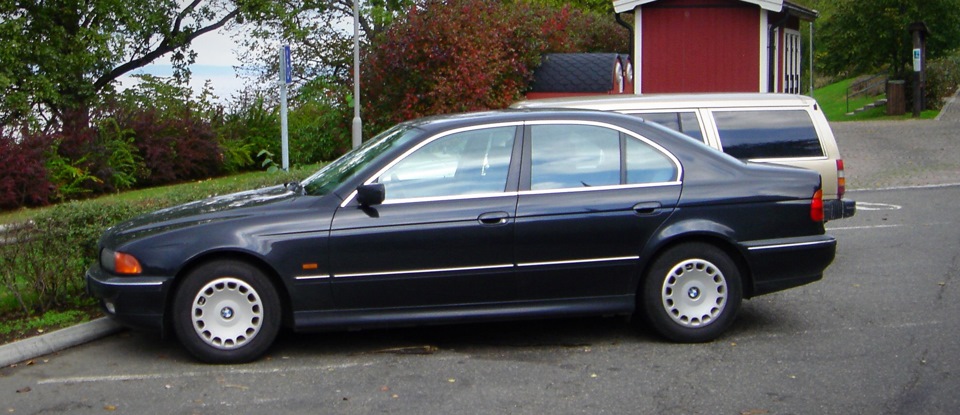 Опустив перо в чернильницу — BMW 5 series (E39), 2,8 л, 1999 года ...