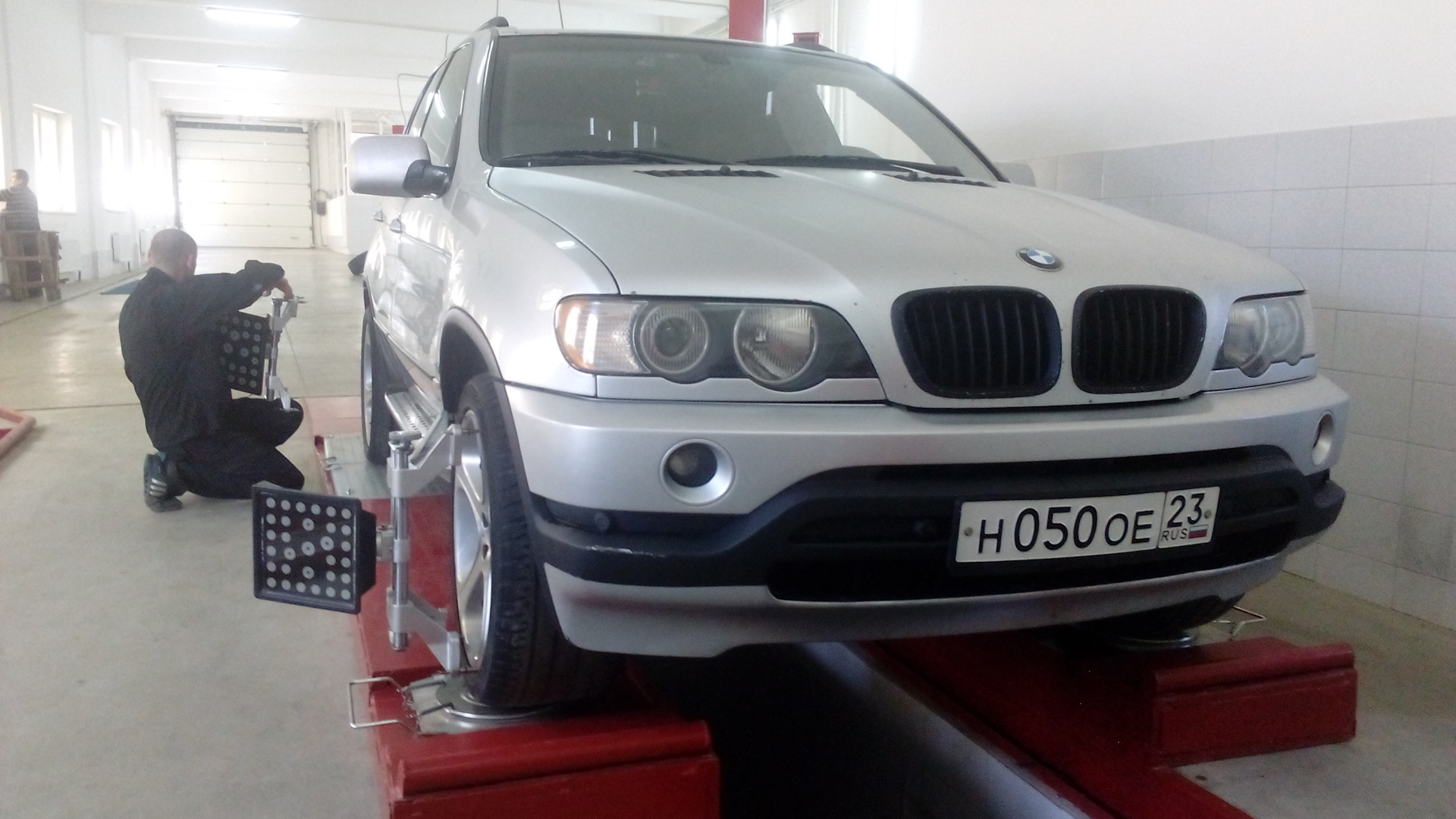 BMW X5 (E53) 4.8 бензиновый 2000 | 4,8 на DRIVE2