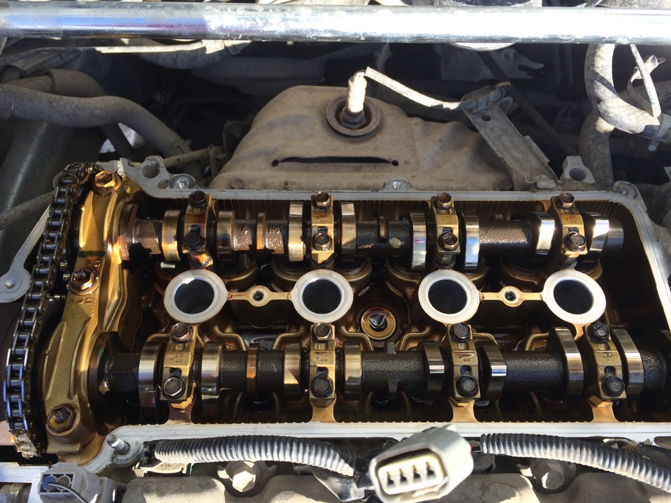 киа рио двигатель 1. Audi abk под клапанной крышкой. двигатель ваз 2108 без клапанной крышки. мб 651. Z18xer двигатель прокладка клапанной крышки.