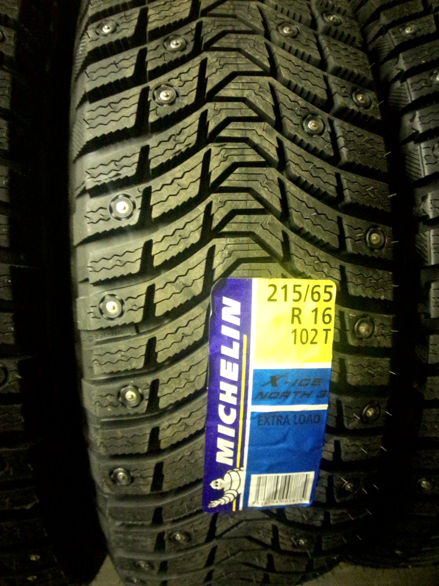 Michelin x ice 3 r16. Michelin x-Ice North xin3. Мишлен x Ice North 3. Michelin x-Ice north3 215/65/r16/. Michelin x-Ice North 3 215/60 r17.