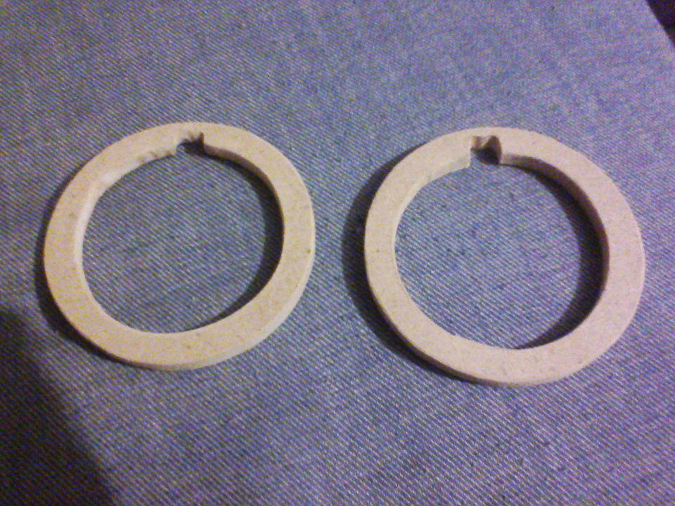 подиумы для рупоров — Volkswagen Passat B3, 1,6 л, 1989 года | автозвук ...