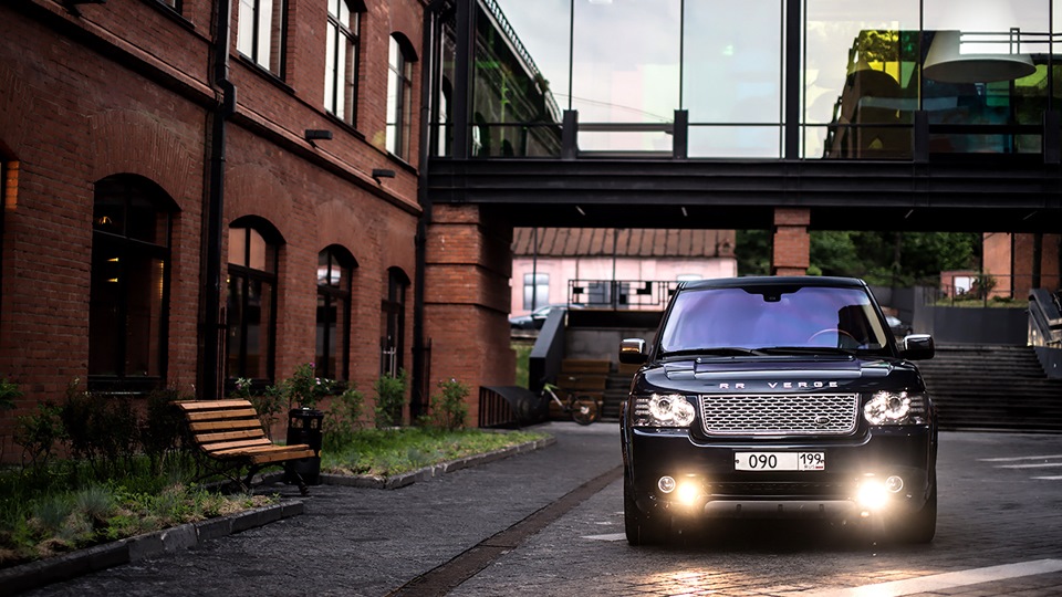 Land rover drive2