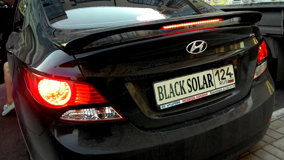 Светодиодный дублирующий стоп сигнал на спойлере — Hyundai Solaris (1G ...