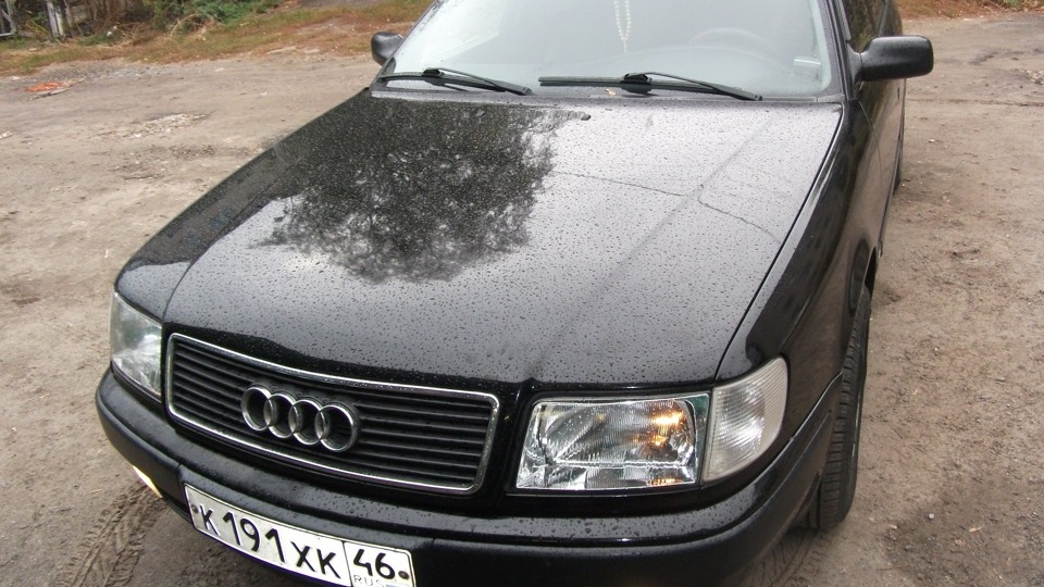 Brilliant Black Clearcoat Audi