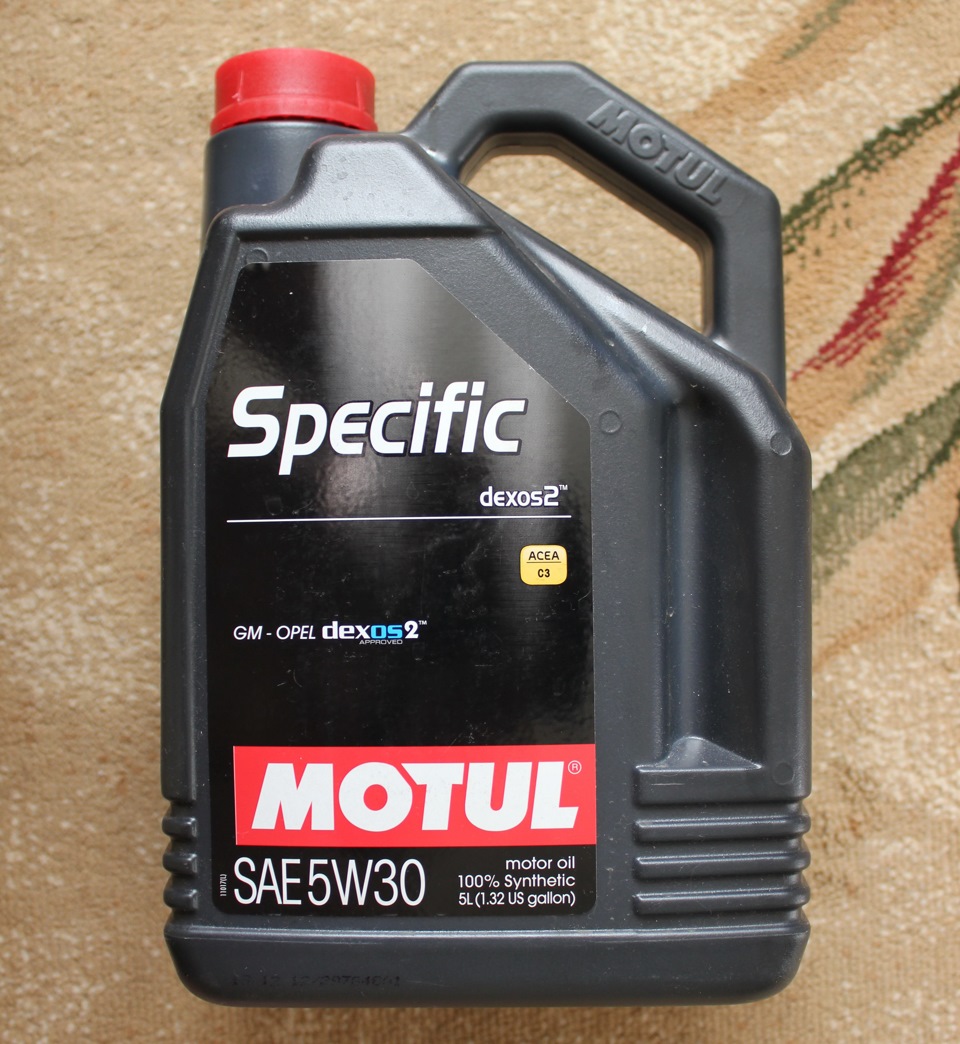 Масло двс шевроле круз. Motul specific dexos2 5w30. Масло мотюль дексос 2. Масло моторное 5w30 на Шевроле Круз допуск. Шевроле Круз 1.8 мотюль 8100.