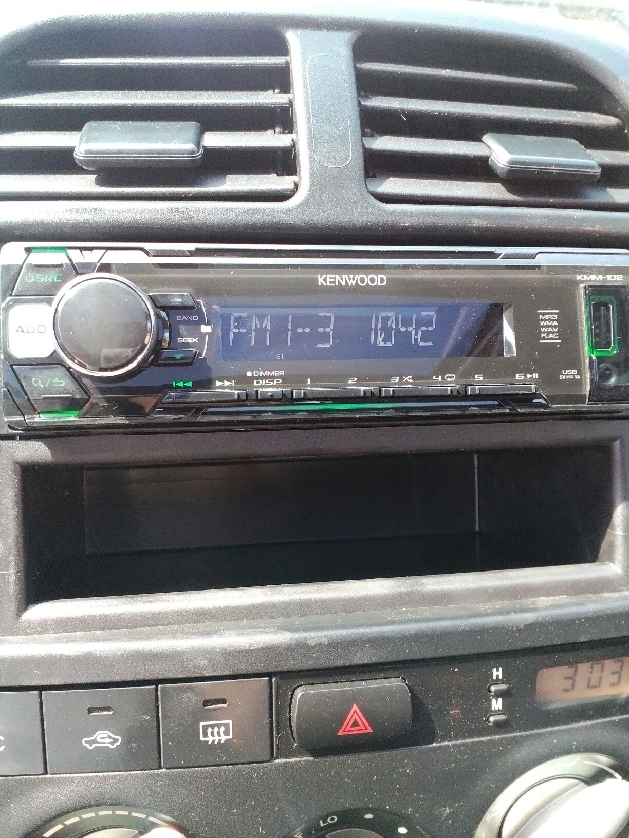Новая магнитола — Toyota RAV4 (II), 2,4 л, 2004 года | автозвук | DRIVE2