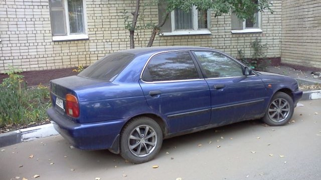 Продано 70. Suzuki Baleno 1998 1.6 какие колеса.