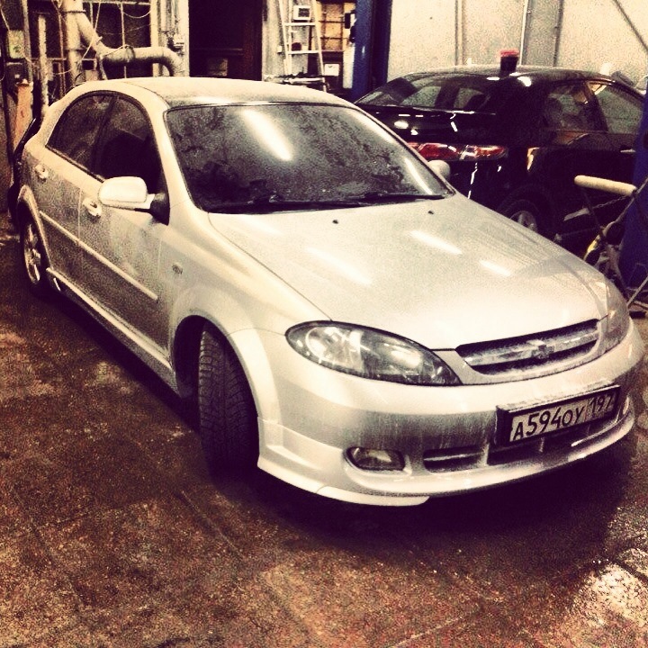 Установка и покраска накладок WTCC. — Chevrolet Lacetti 5D, 1,6 л, 2008 ...