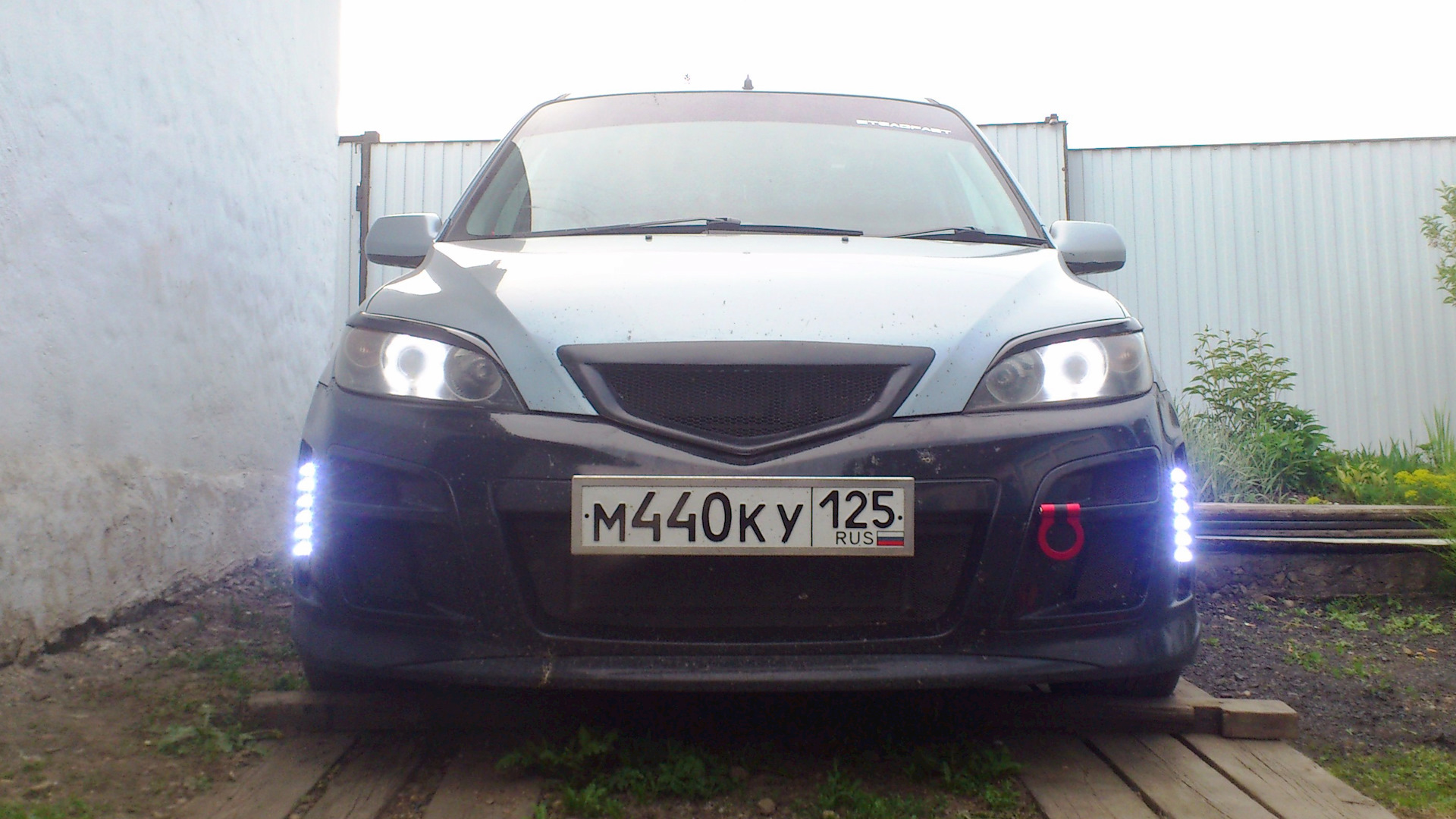 Mazda Demio (2G) 1.5 бензиновый 2003 | Дым на DRIVE2