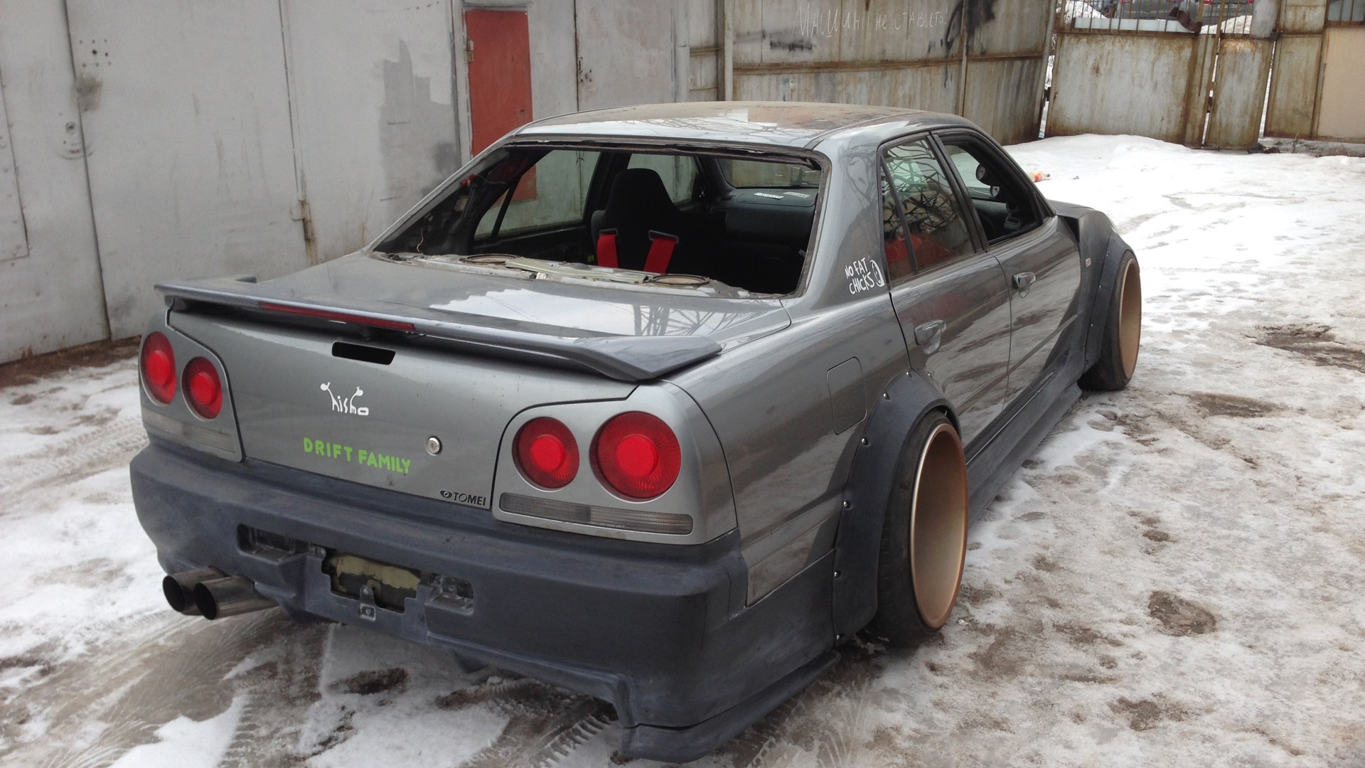 Nissan Skyline hr34