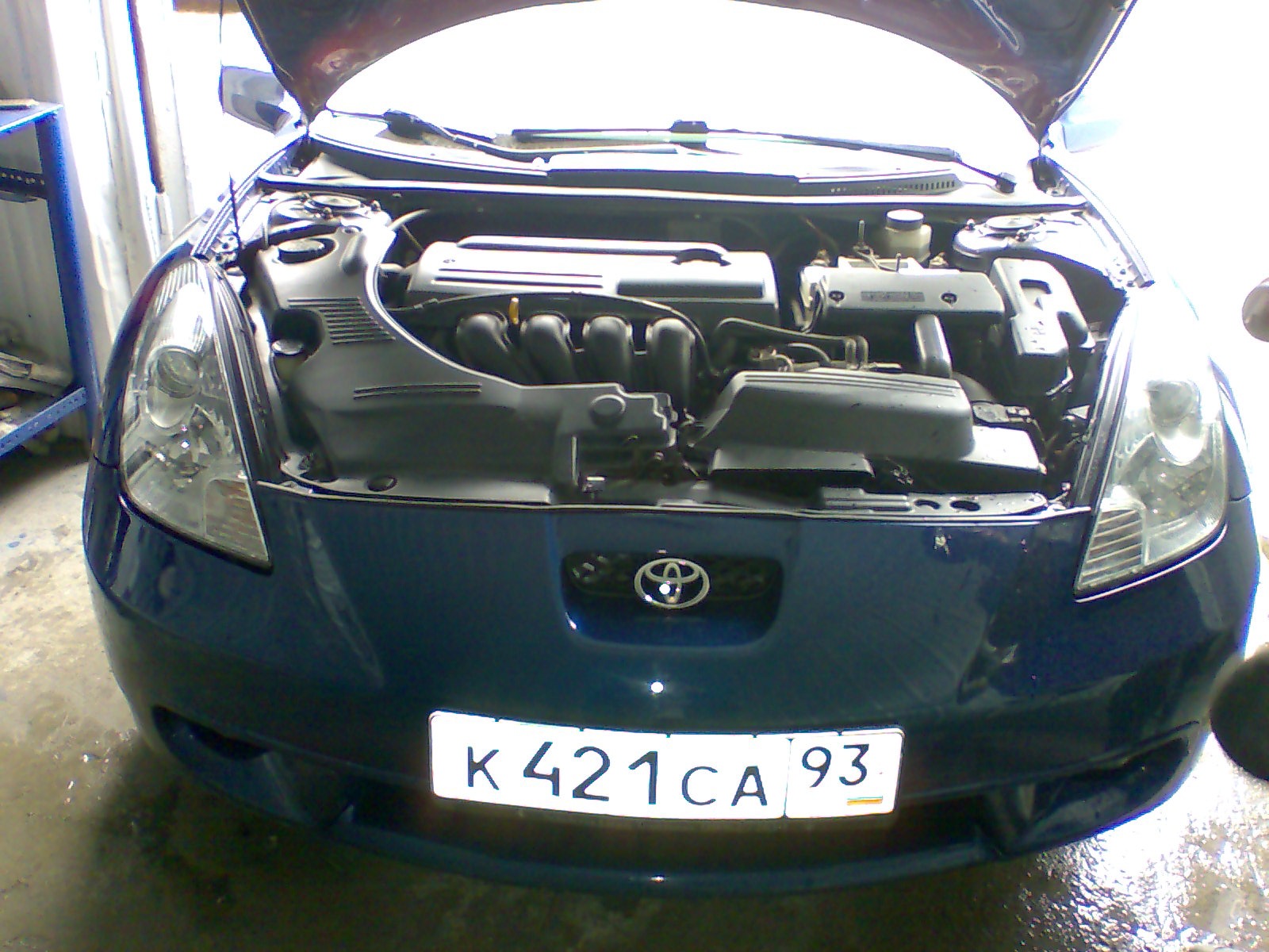 Headlight and Windshield Polishing - Toyota Celica 18L 2000