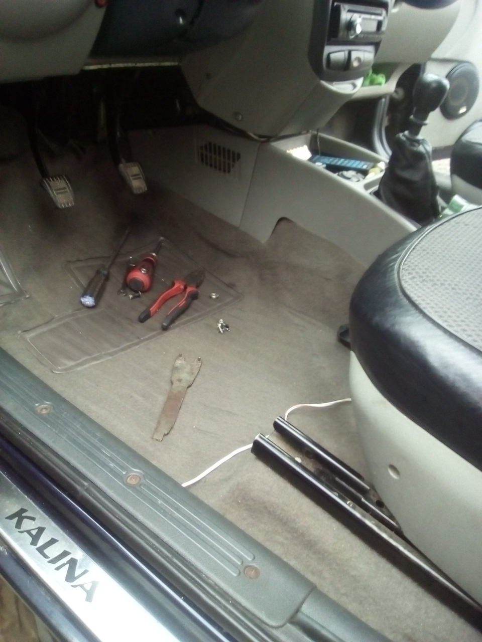 Замена радиатора печки без снятия панели — Lada Калина седан, 1,6 л ...