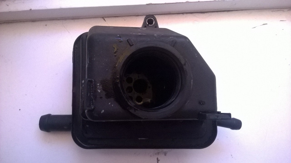 Замена масла в гуре — Skoda Octavia A4 Mk1, 1,8 л, 2002 года | своими ...