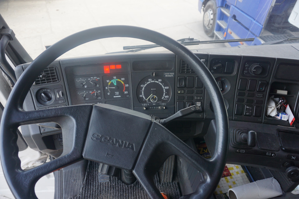 Как снять руль на скании Салон Трёшки, 28.07.2017 - SCANIA 113H 360, 1,1 л, 1996 года фотография DRIVE2