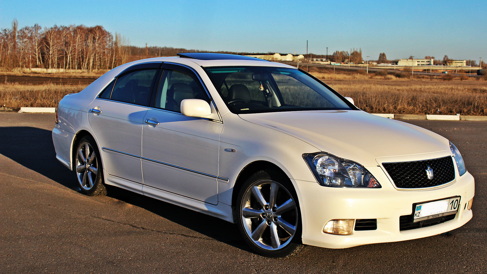 Toyota Crown (S180) 3.5 бензиновый 2006 | White .::Narcotic::. на DRIVE2