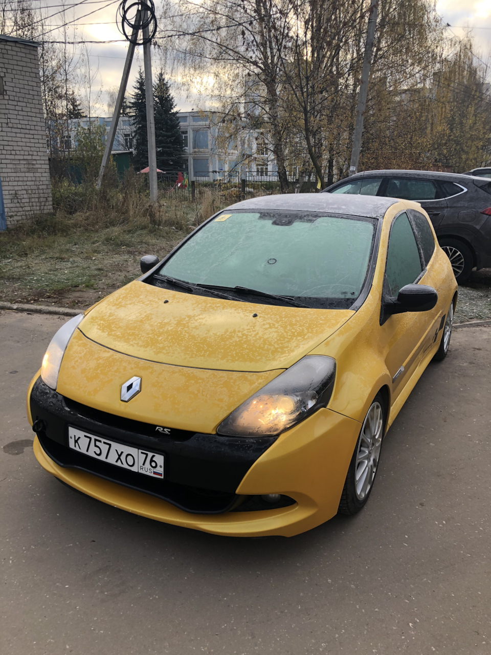 9.12 Немного краски. — Renault Clio III Sport, 2 л, 2012 года | стайлинг |  DRIVE2