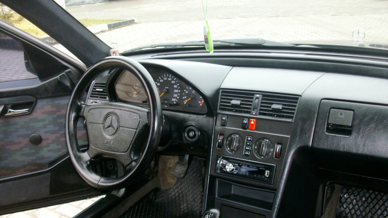 Mercedes-Benz C-class (W202) 1.8 бензиновый 1994 | 1.8 не едет на DRIVE2