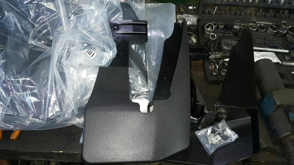 Брызговики на мерседес спринтер 906 — Mercedes-Benz Sprinter (2G), 3 л ...