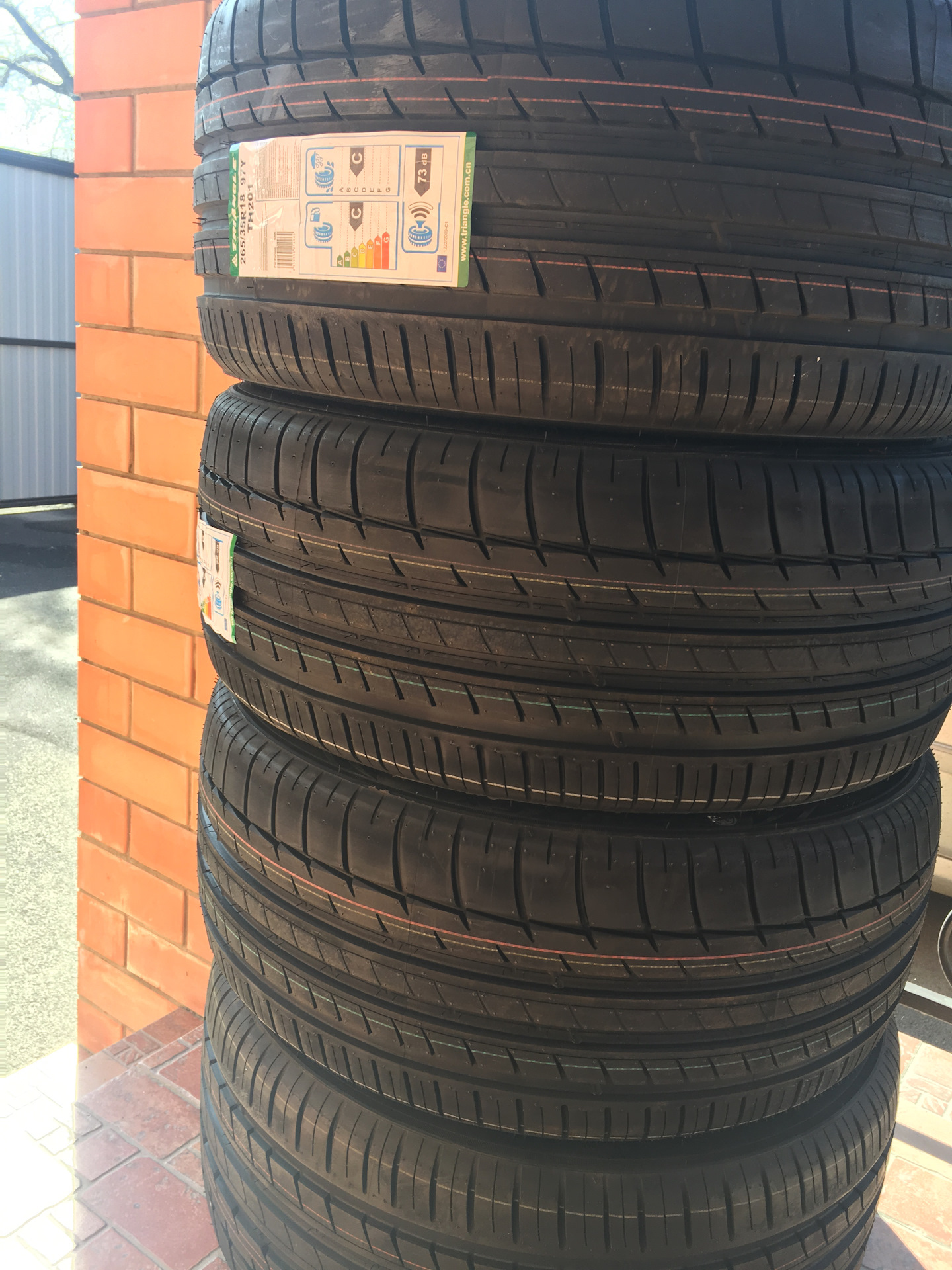 триангл тн201. триангл th201. триангл тн. Triangle th201 245/40 r18 97y. шины триангл тн201.