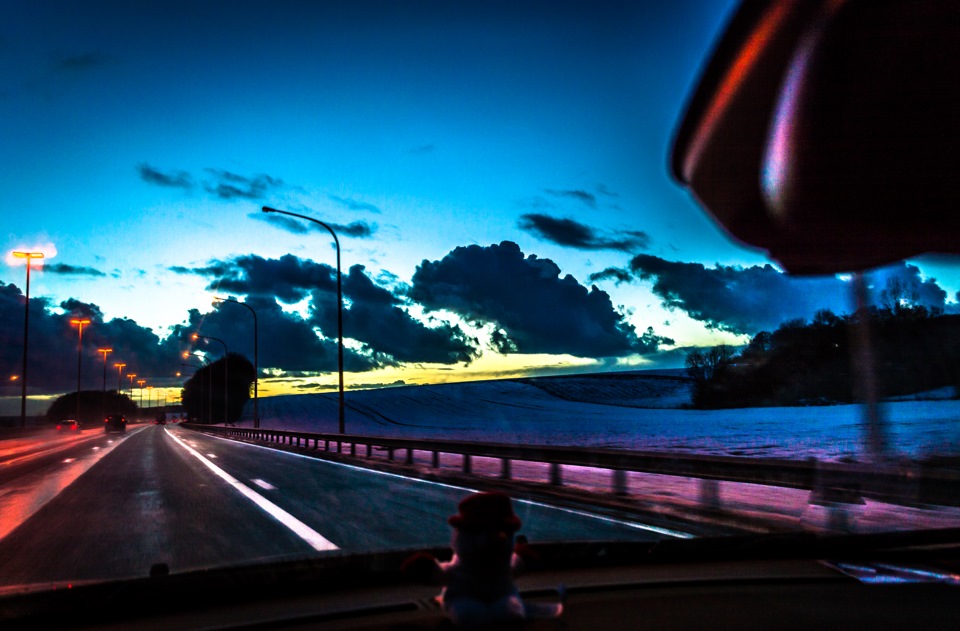 Еще немного, и будут все семерки, полет нормальный, расход топлива тоже ...