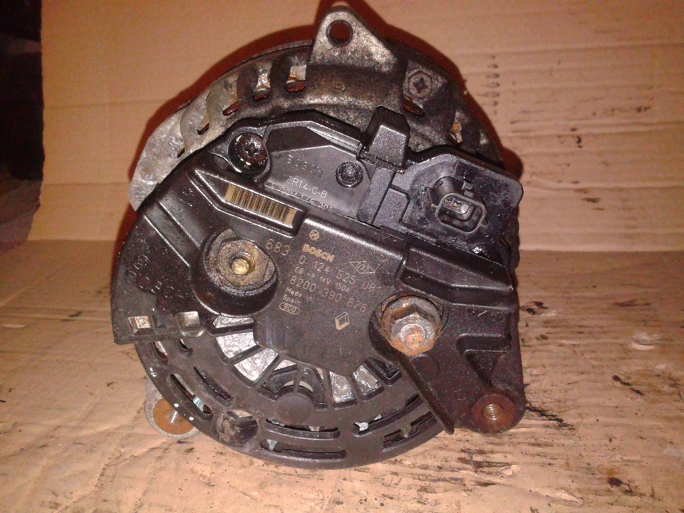 Заряд генератора на Megane. — Renault Megane I, 1,6 л, 2000 года ...
