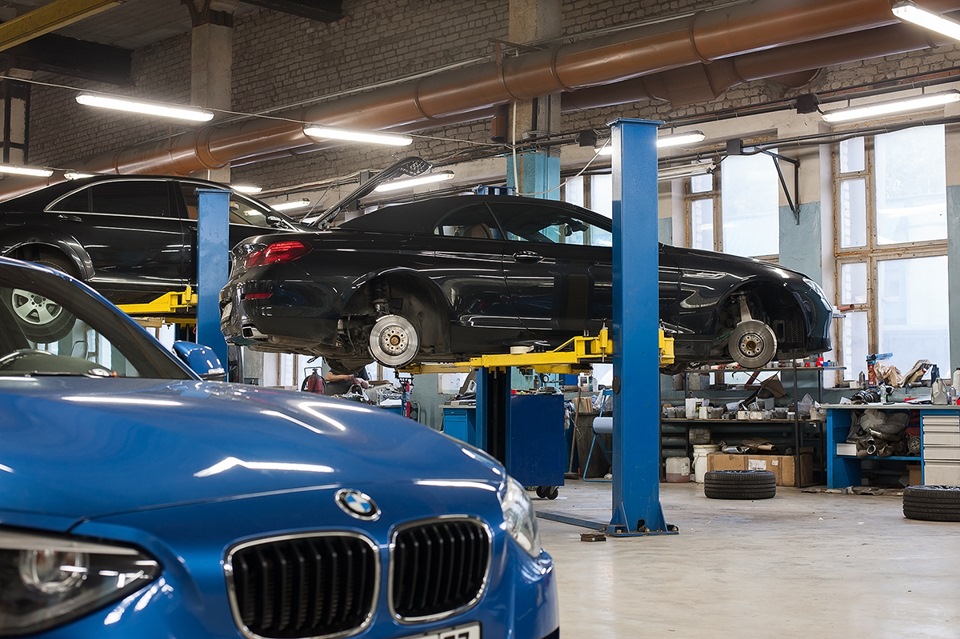 Покраска тормозных суппортов на BMW 6 серии F13 — BMW Запад на DRIVE2