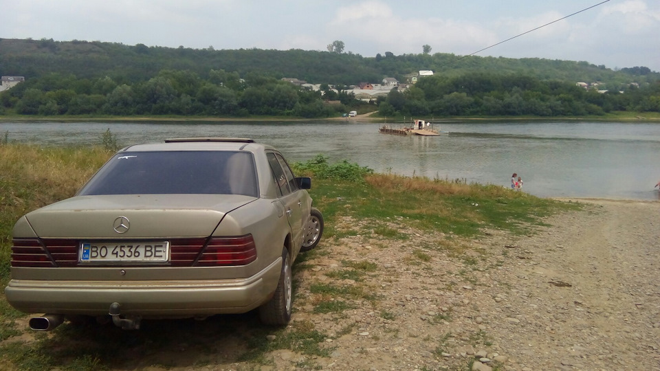 Дністер. Фоточки. — Mercedes-Benz E-Class (W124), 2 л, 1989 года ...