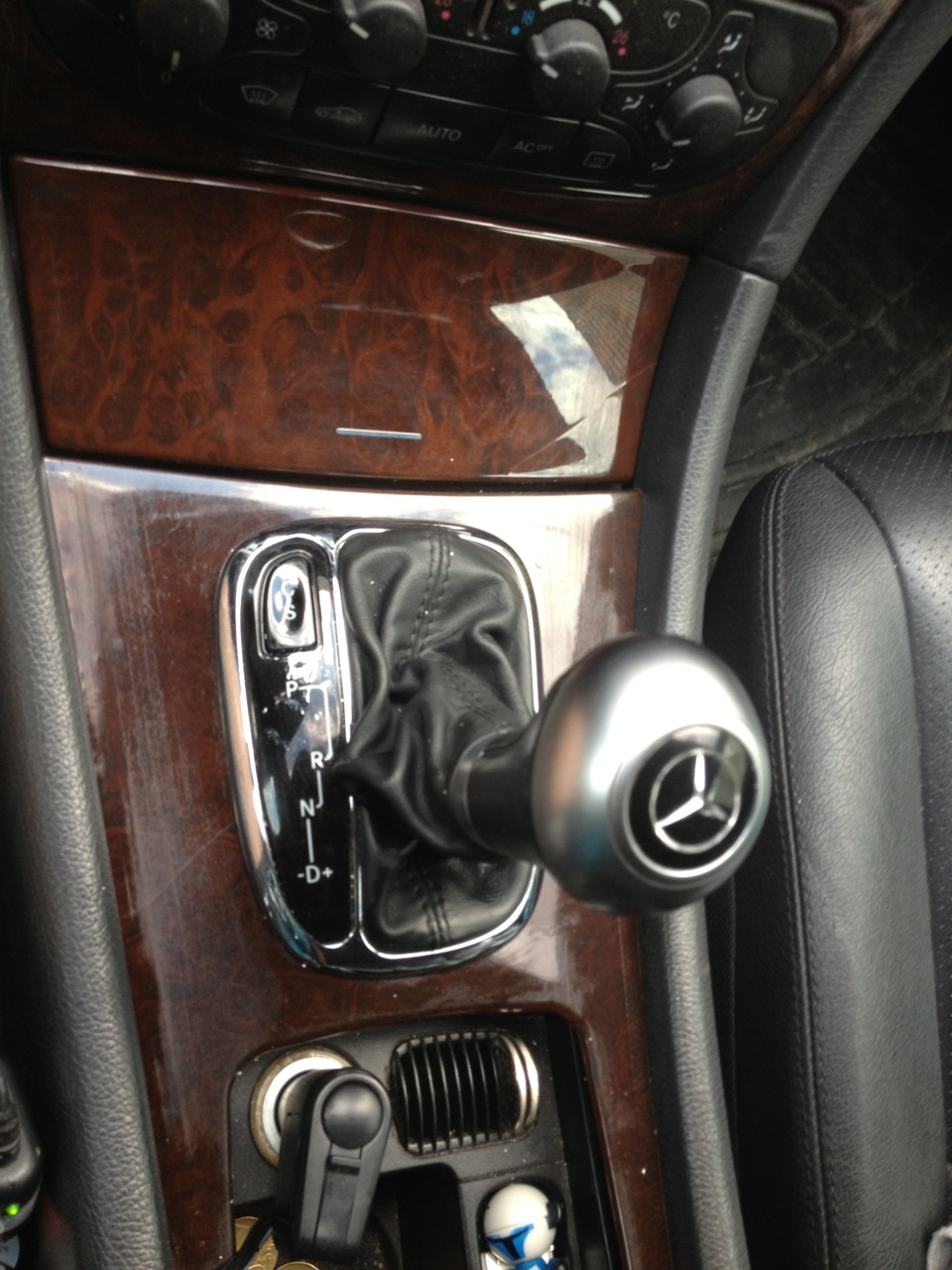 Как снять ручку акпп w203 замена ручки Акпп на рест - Mercedes-Benz C-class (W203), 1,8 л, 2004 года запча