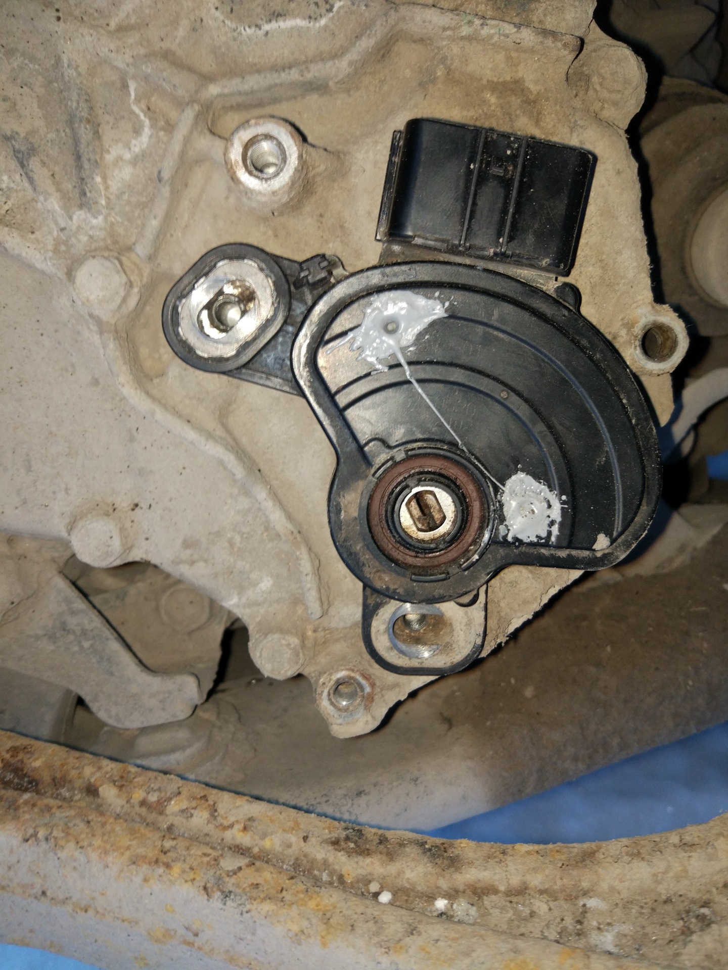 датчик селектора аккорд 7