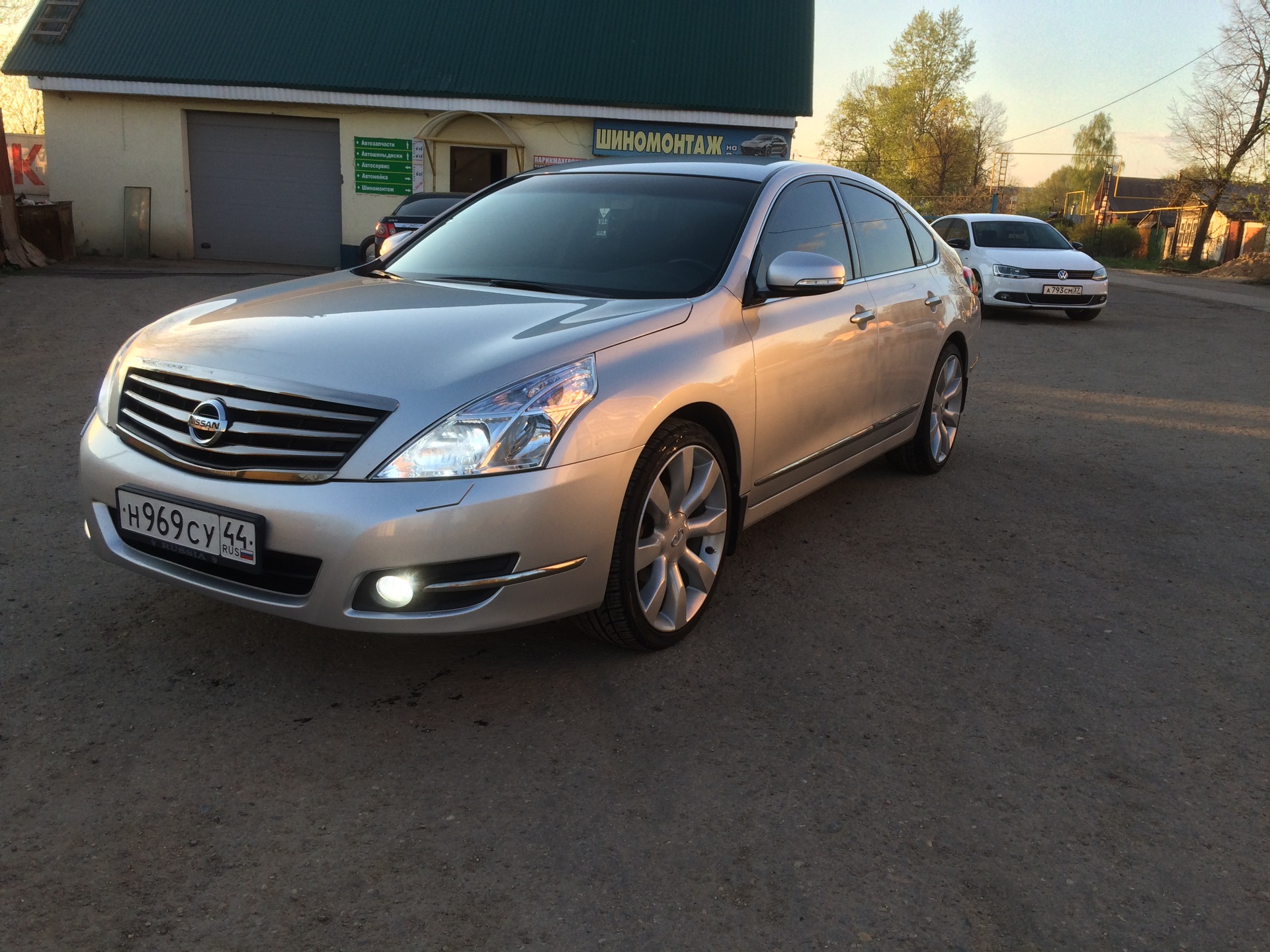 Nissan Teana j32