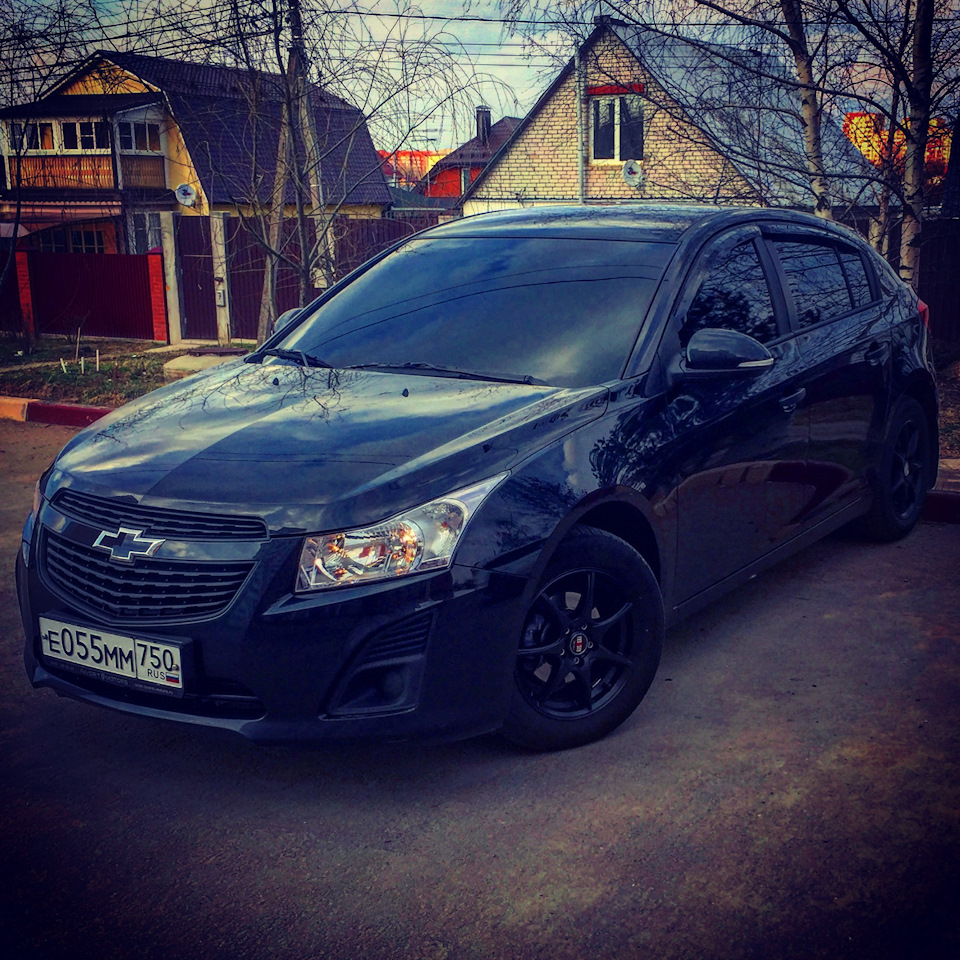 Chevrolet Cruze 2012 черный