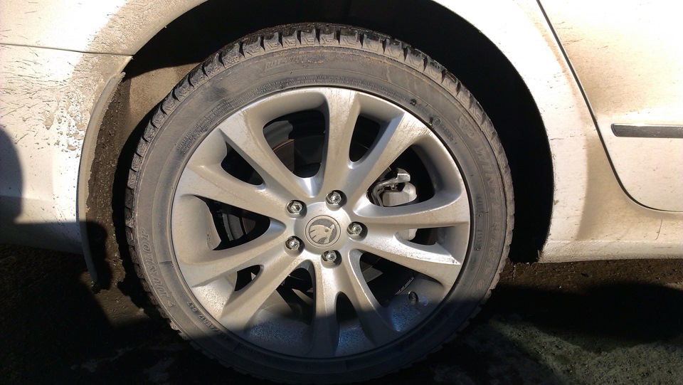 Заменил летние шины на "пожирнее" — Skoda Superb Mk2, 1,8 л, 2013 года ...