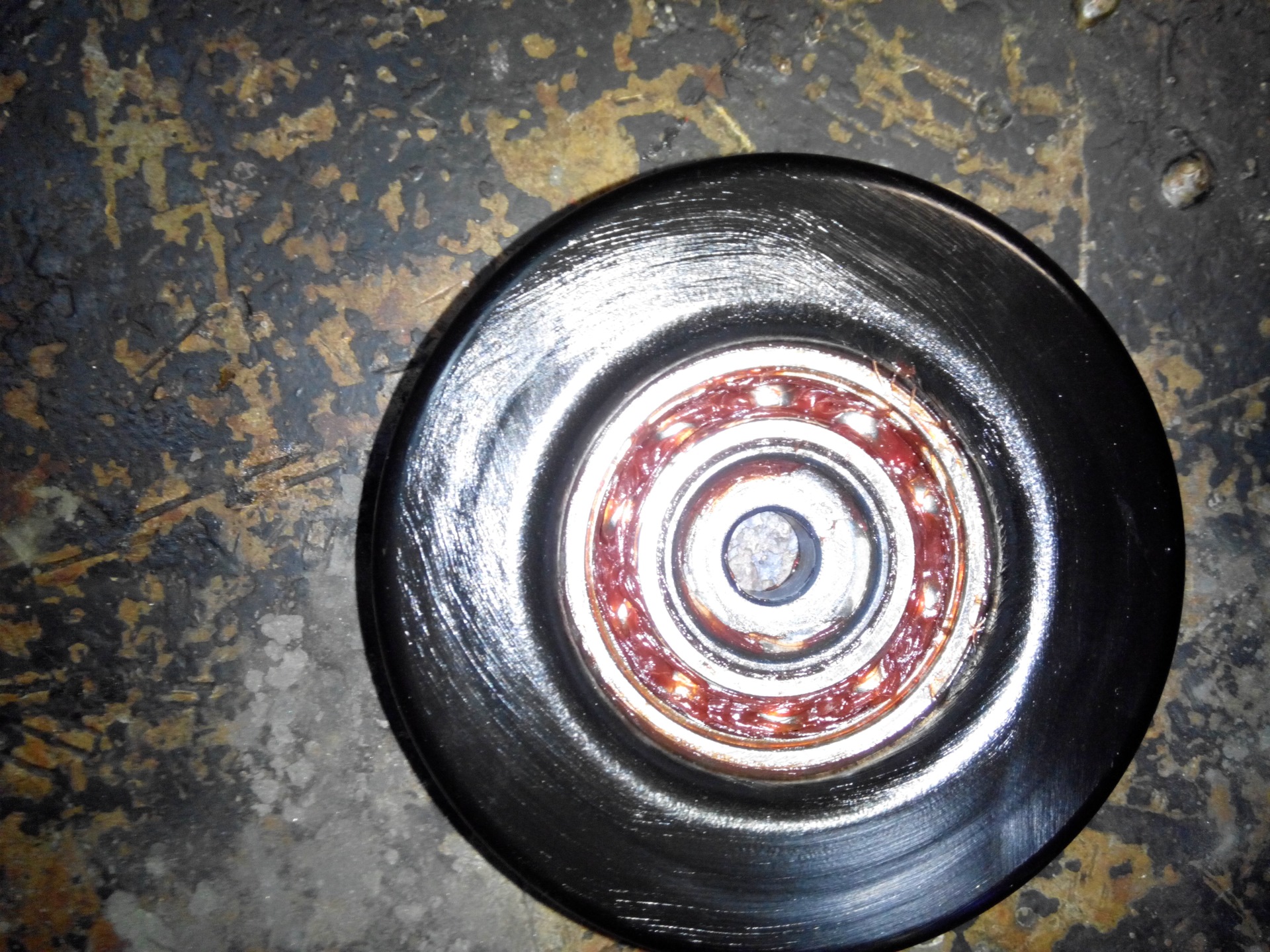 Ролик натяжителя suzuki grand vitara 2. Nsk 80spf0310ddul1b ролик ремня приводного. Ролик сузуки гранд витара 2. 4. Сузуки гранд витара натяжной ролик.