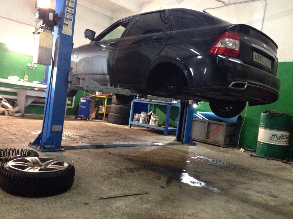 Замена подшипника задней ступицы — LADA Приора хэтчбек, 1,6 л., 2012 ...