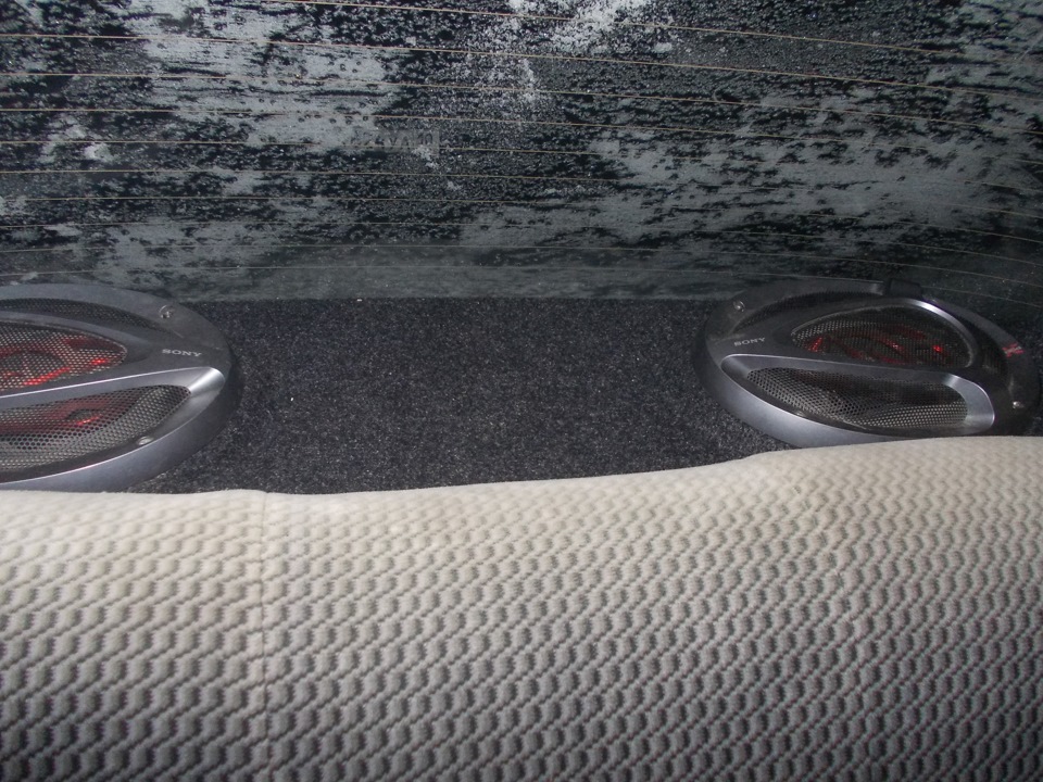 купил акустическую полку и врезал динамики в двери…лохонулся т.к стекло ...