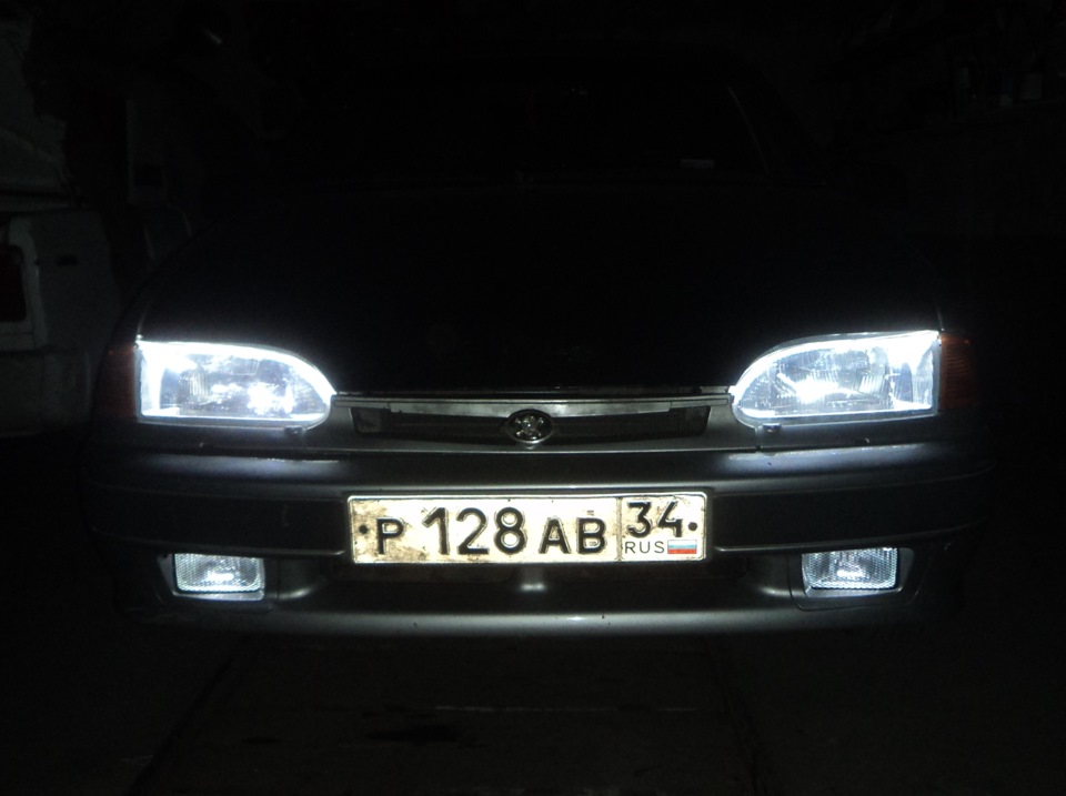 Диодная лента в качестве габаритов — Lada 2115, 1,5 л, 2006 года ...