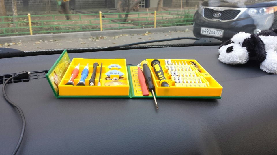 Сбивались настройки магнитолы когда вытаскиваешь ключ. — Skoda Octavia ...