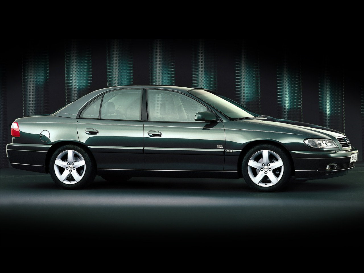 Opel Omega 2002