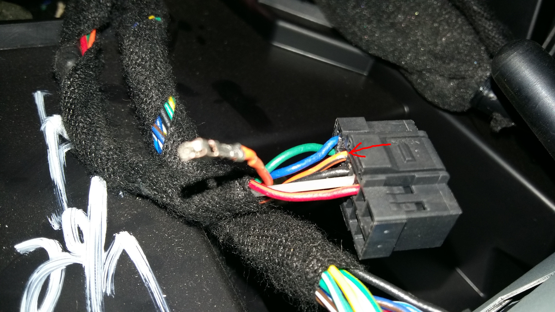 Блок комфорта чери тигго т11. Чери тигго не работает. Chery tiggo t11 obd разъем. Чери тигго не работает. Видеорегистратор на черри тигго 4.