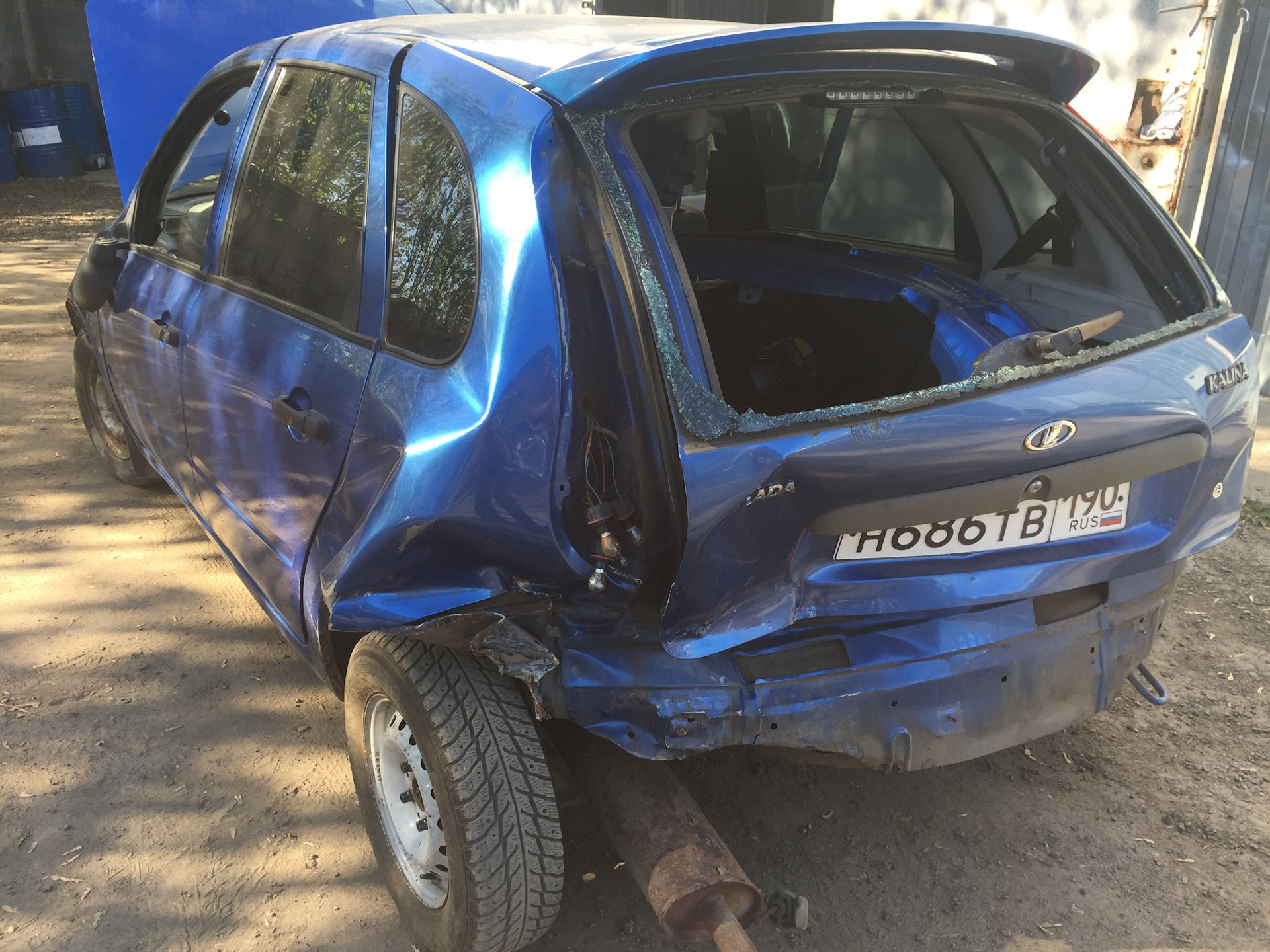 авторазборки вологда. авторазбор лада калина. разборка лада. калина разбор. кузовные детали ваз калина 1 седан.