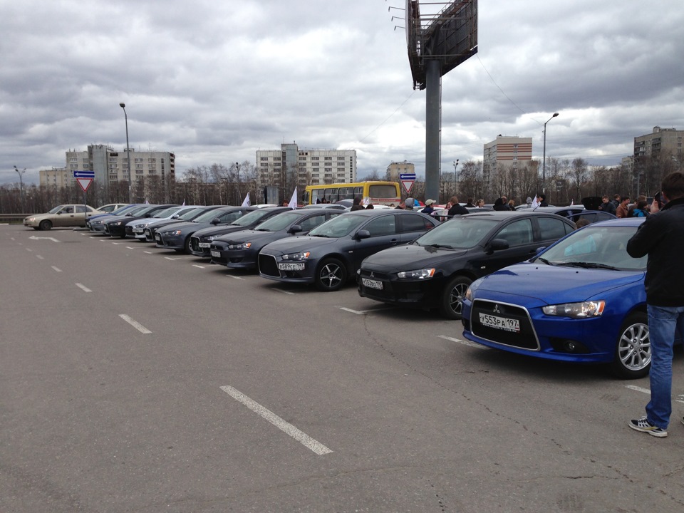 30 мкад. Парковка Химки. Сходка VAG. Приехали на БМВ.