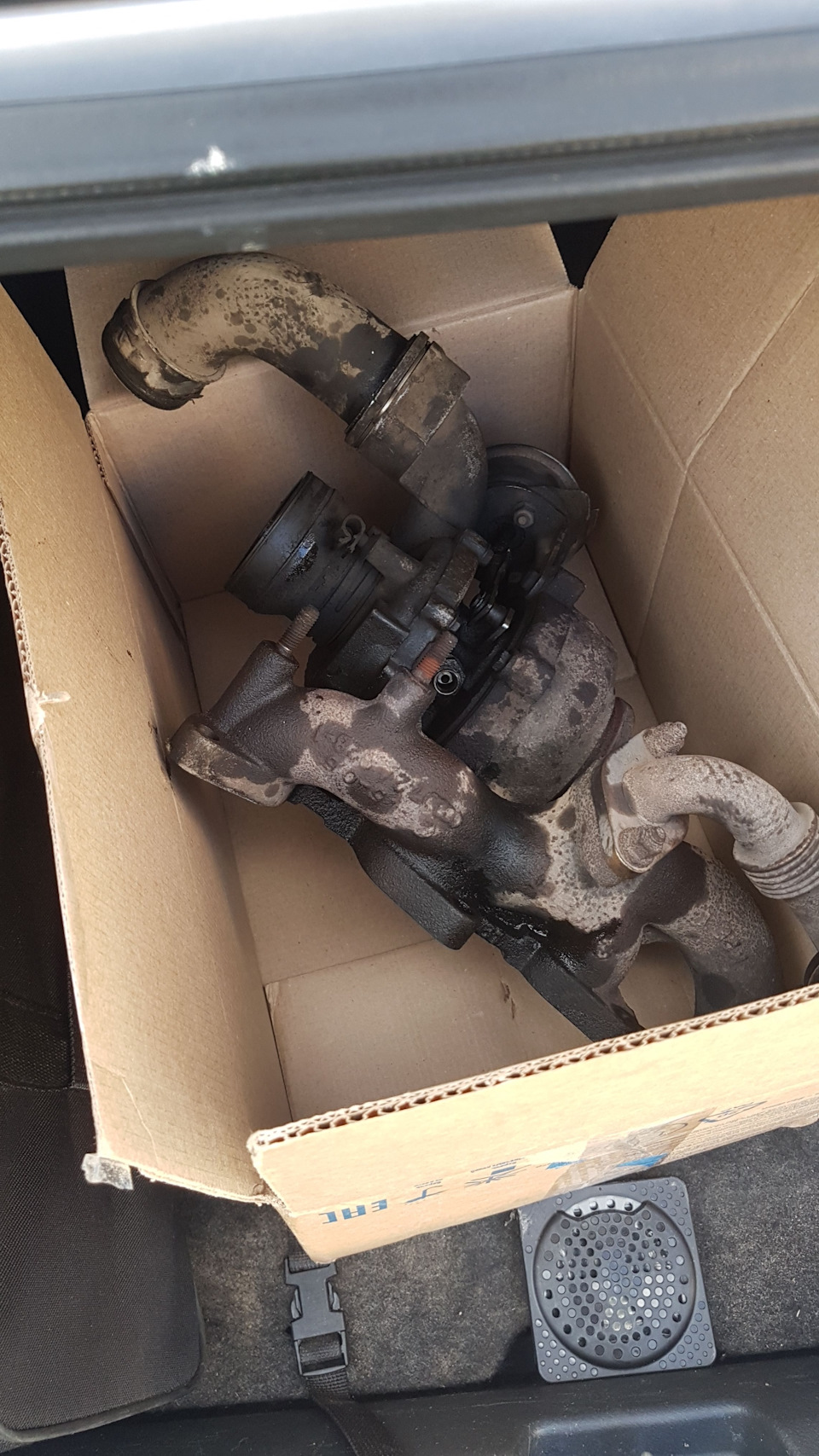 передув турбины — Volkswagen Golf Mk5, 2 л, 2007 года | поломка | DRIVE2