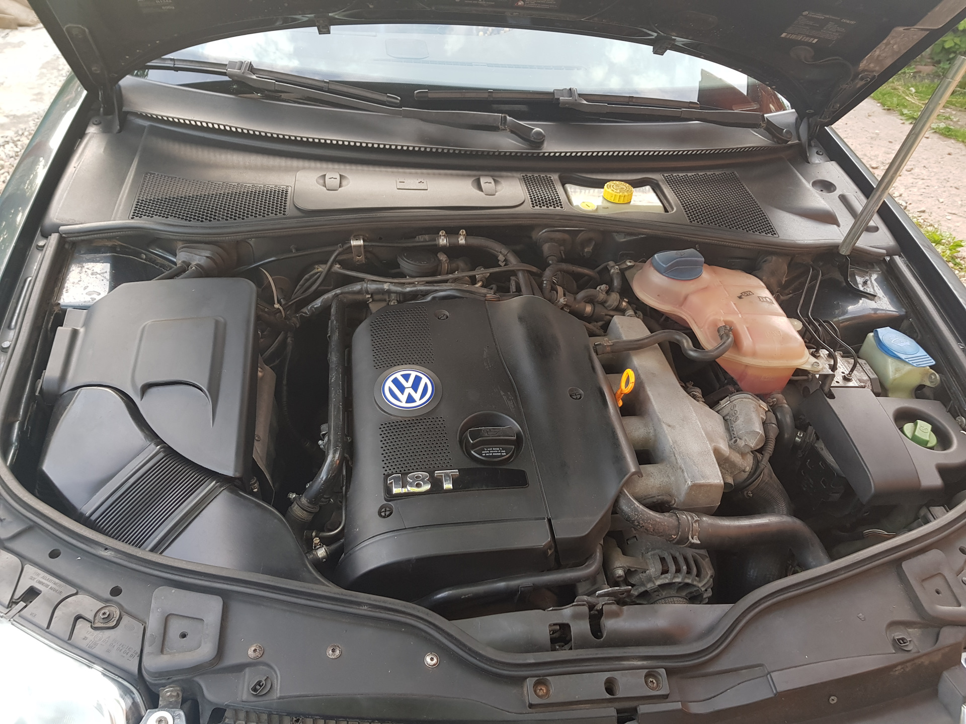 Volkswagen Passat b5 1.8 под капотом