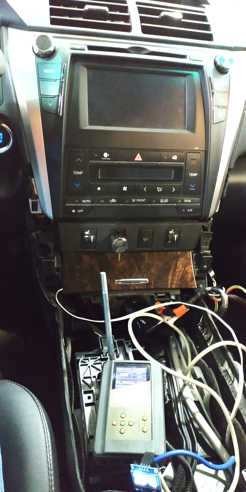 Photo from the logbook Toyota Camry (XV50)