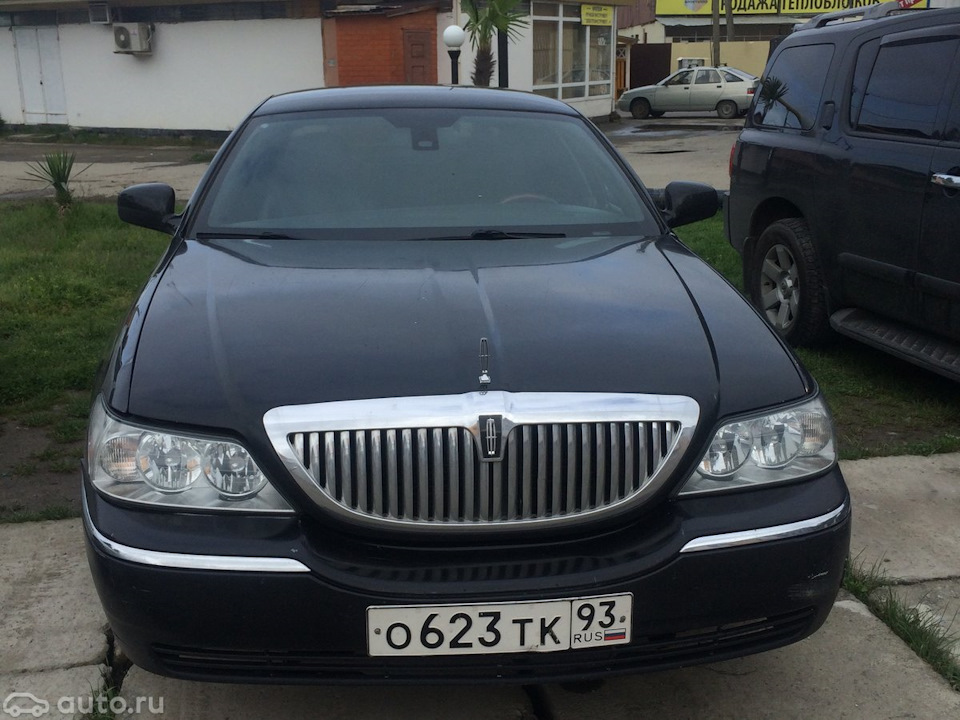 Lincoln town car iii. Смотреть фото Lincoln town car iii. Смотреть картинку Lincoln town car iii. Картинка про Lincoln town car iii. Фото Lincoln town car iii