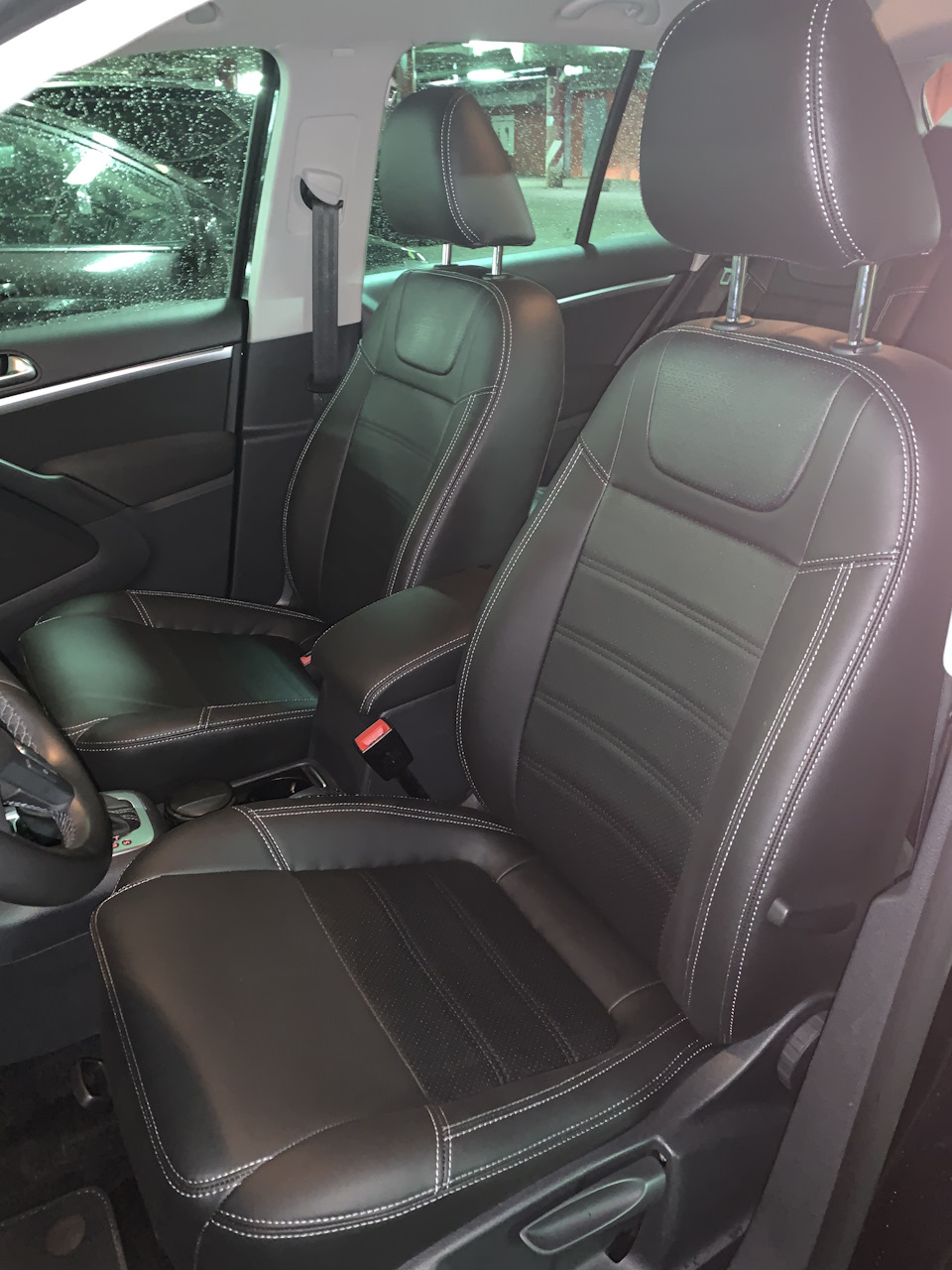 Кожаный салон — Volkswagen Tiguan (1G), 2 л, 2013 года | аксессуары ...