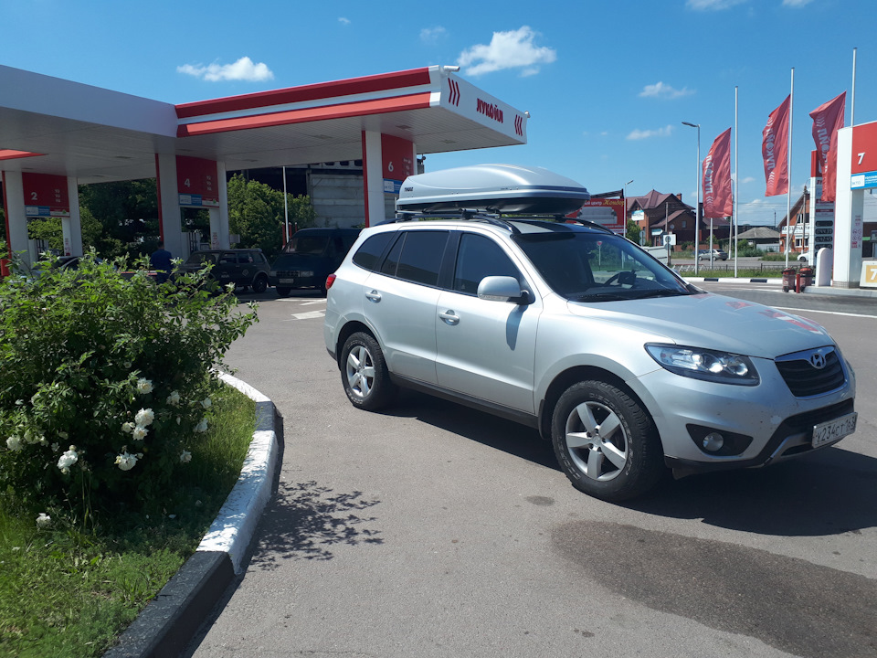 Заправка в борисоглебске 15 июня 2018 г., 14:16:30 — Hyundai Santa Fe (2G)