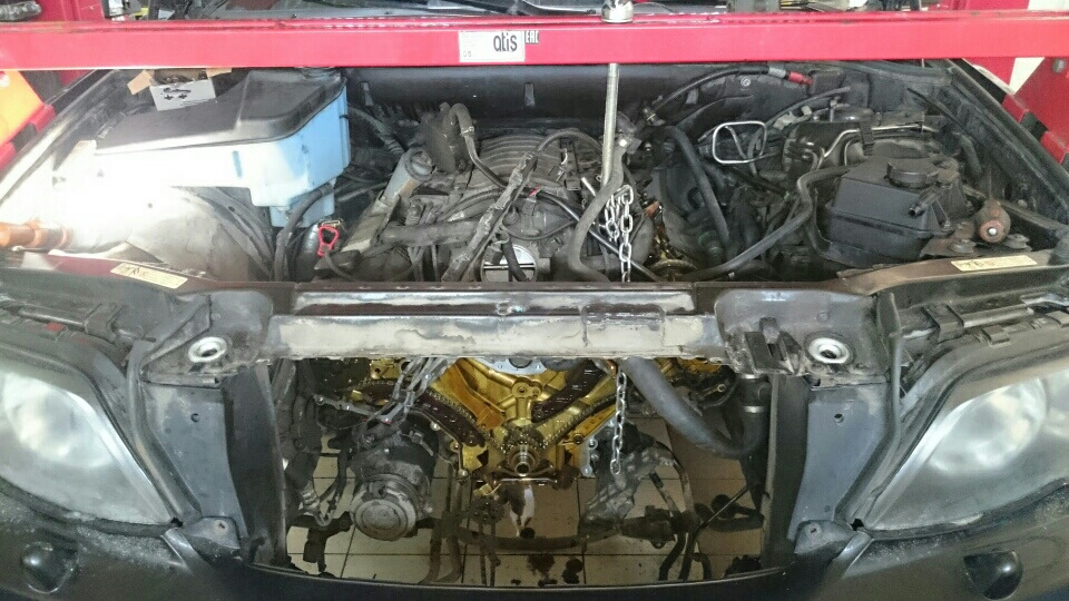 Заменил на иксе цепь грм и ванусы — BMW X5 (E53), 4,4 л, 2005 года ...