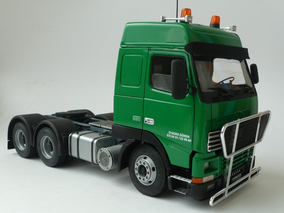 Модели грузовых. Volvo fh12 1. Volvo fh12 1/43. Вольво fh12 1 43. Модель Volvo fh12.