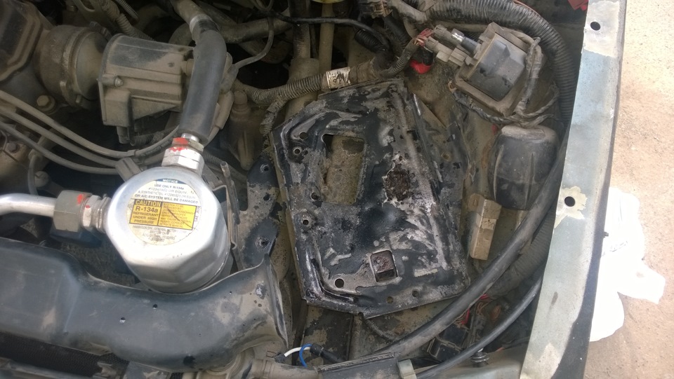Днище дэу нексия n150. 5caa0as 960. Днище дэу нексия n150 фото. Днище дэу нексия n150-5caa0as 960. картинка Днище дэу нексия n150. картинка 5caa0as 960. Доброго времени суток ребята, подписчики и так мимо проходящие картинки посмотревшие!Сегодня расскажу и покажу то чего происходит с машиной, а ничего до недавнего времени не происходило. КсюшкЕ просто висела на подъёмнике. Но все течет, всё меняется, и вот работа "закипела". Напомню какой мы её оставили в прошлой записи.И так включаем play, поехали